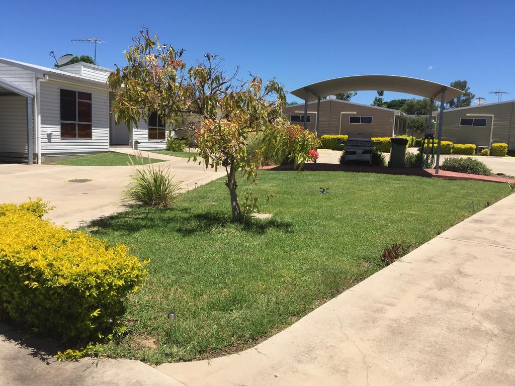 Springsure Overlander Motel Exteriör bild