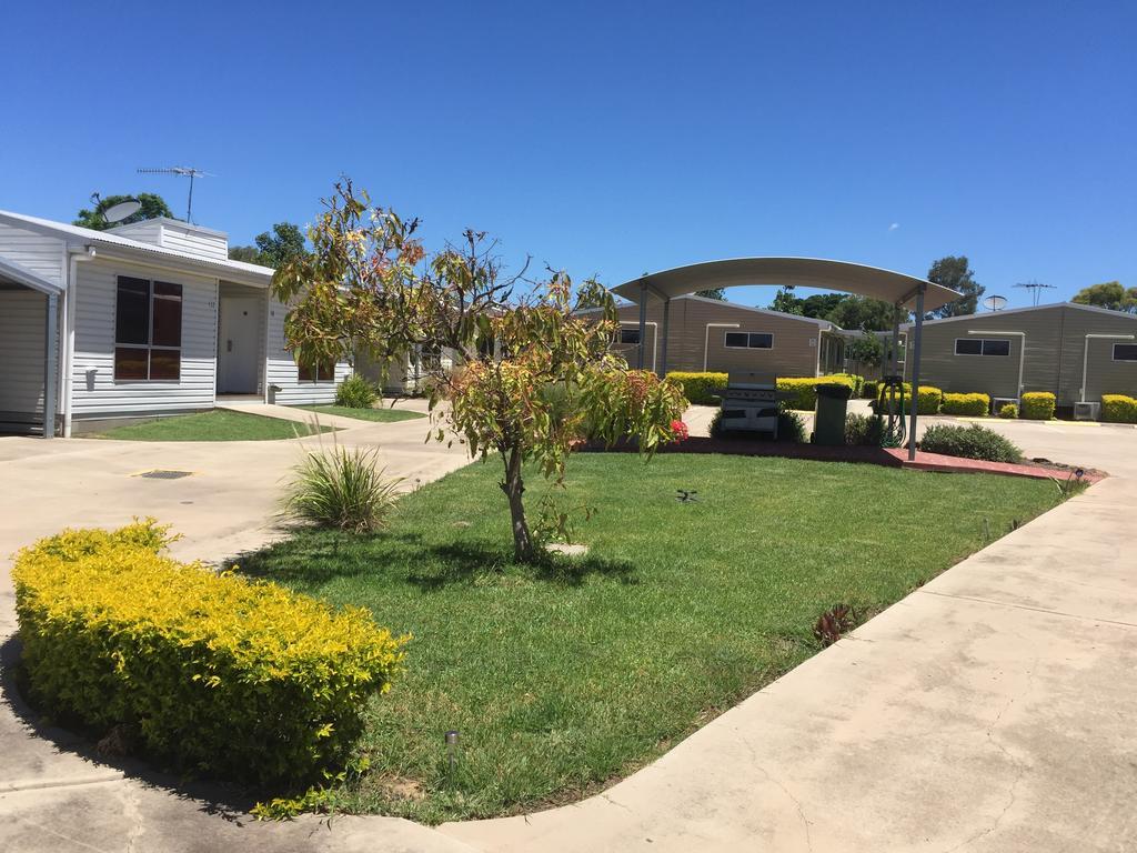 Springsure Overlander Motel Exteriör bild