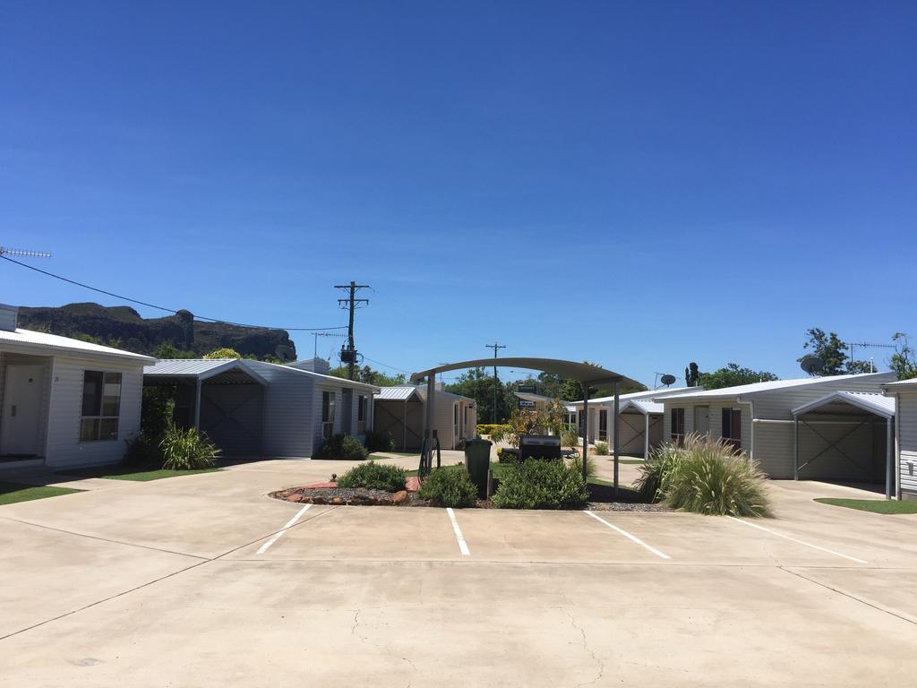Springsure Overlander Motel Exteriör bild